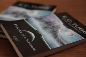 E.C. Tubb: Earl Dumarest 1 – Planet der Stürme