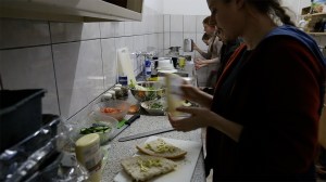 Unermüdlich wurde für das leibliche Wohl gestritten